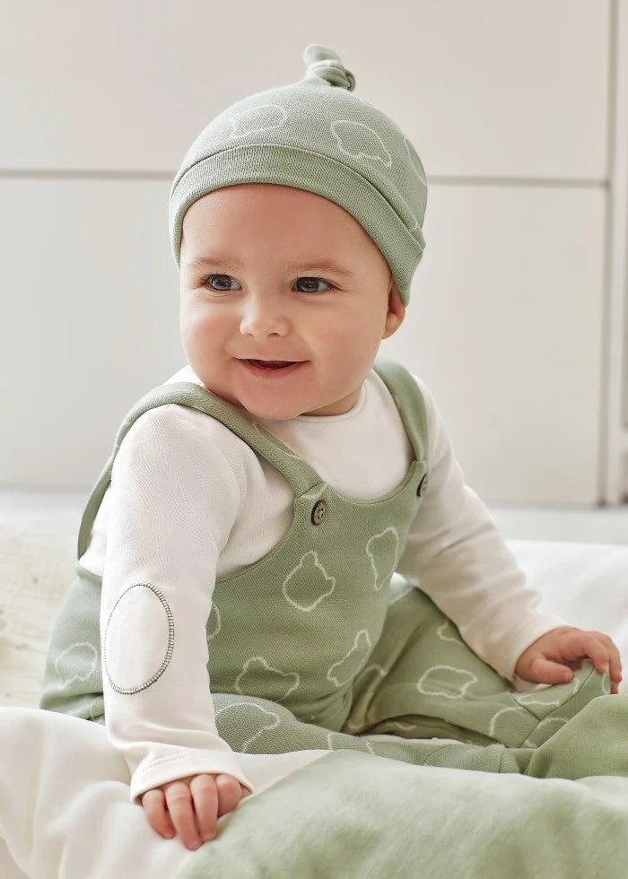 tutina intera con cappellino